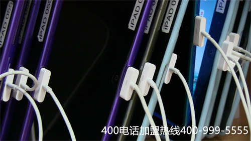 (400電話有哪些功能)(400電話強(qiáng)大的接聽(tīng)功能讓企業(yè)如魚(yú)得水)